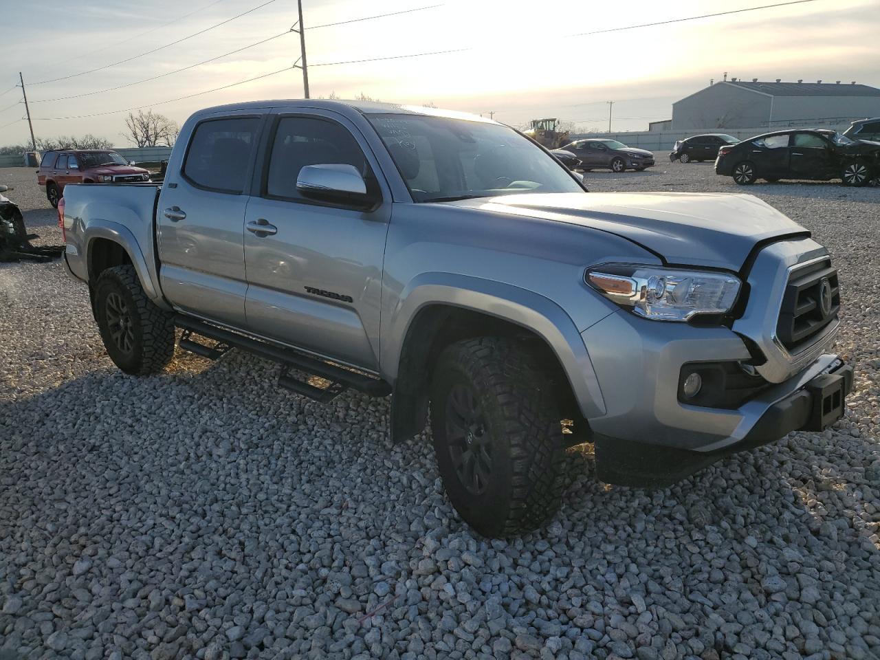 2023 TOYOTA TACOMA DOU - Фото 4