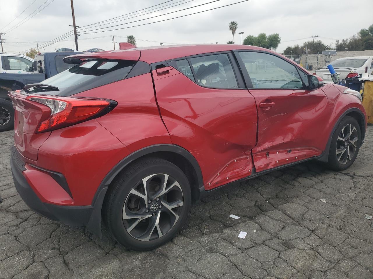 2021 TOYOTA C-HR XLE - Image 3