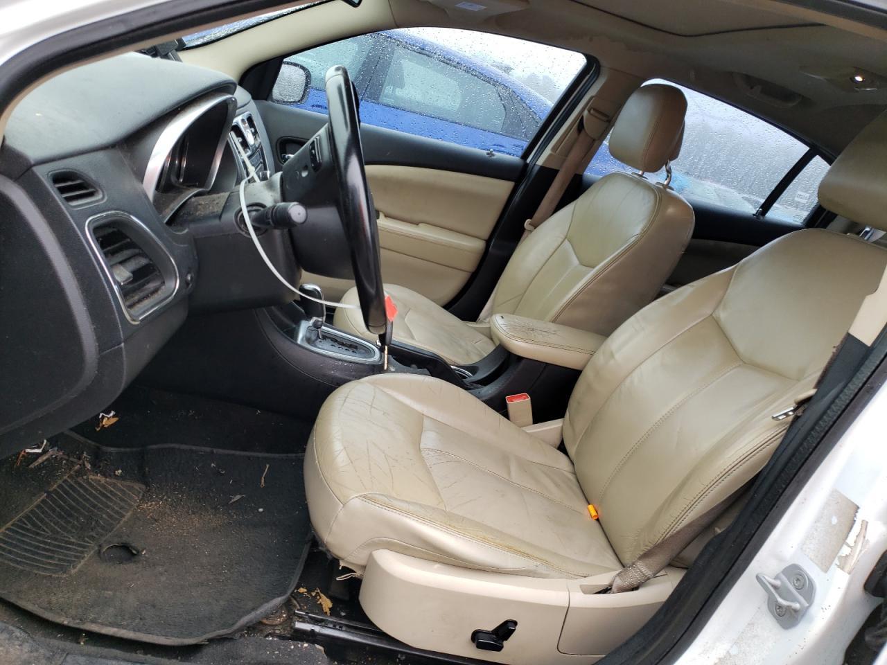 2012 CHRYSLER 200 TOURIN - Image 7