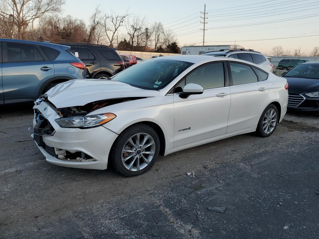 2017 FORD FUSION SE car image