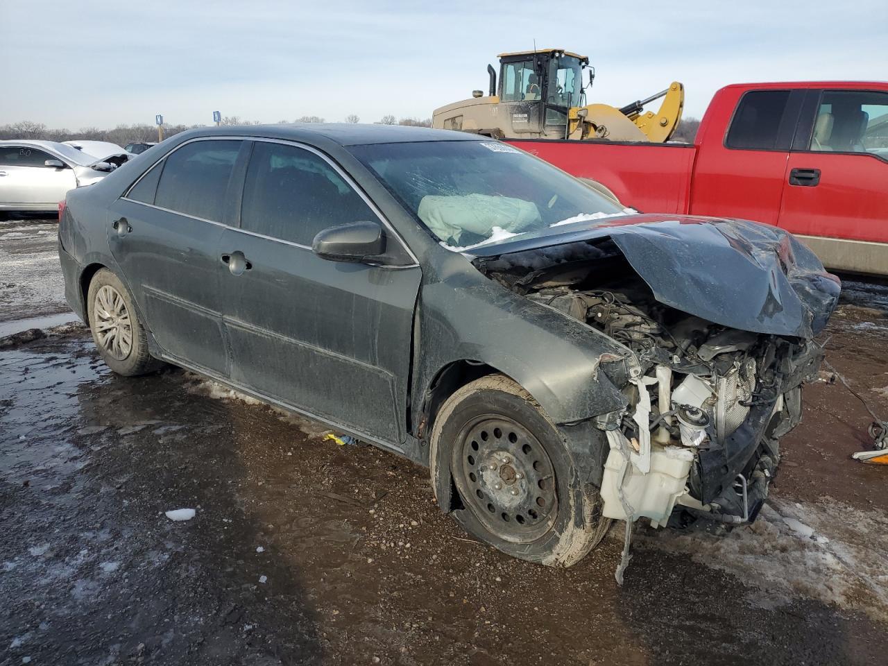 2013 TOYOTA CAMRY L - Фото 4