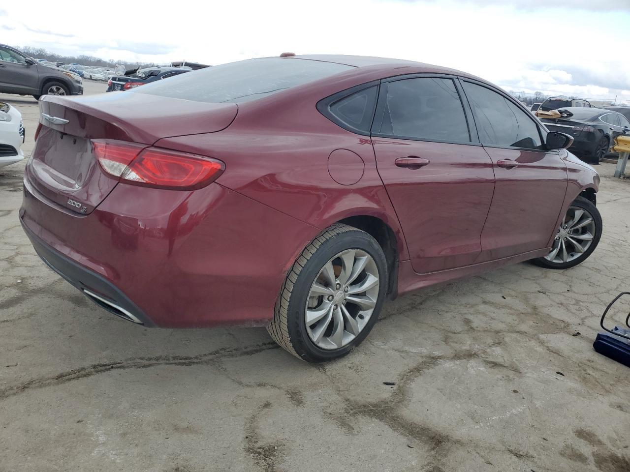 2015 CHRYSLER 200 S - Фото 3