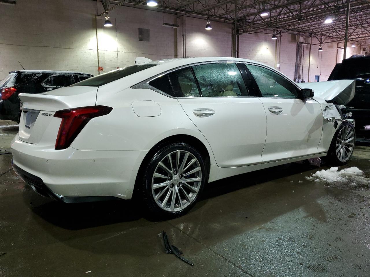 2022 CADILLAC CT5 PREMIU - Фото 3