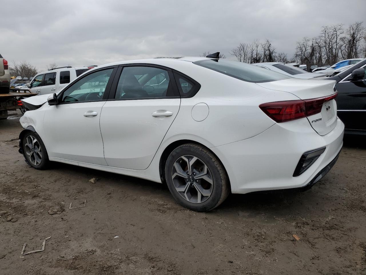 2021 KIA FORTE FE - Фото 2
