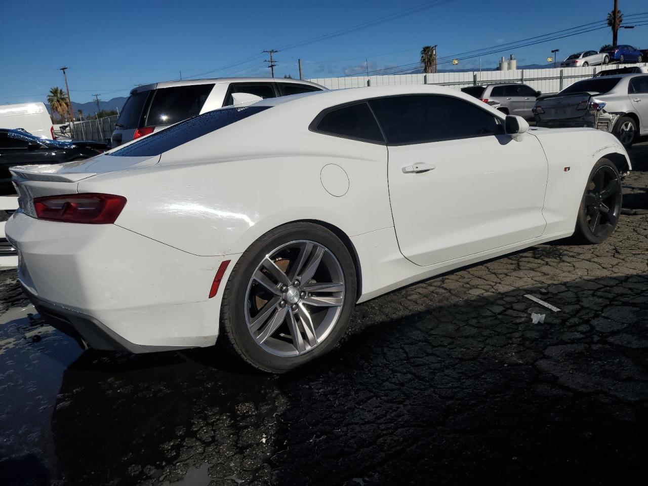 2018 CHEVROLET CAMARO LT - Image 3