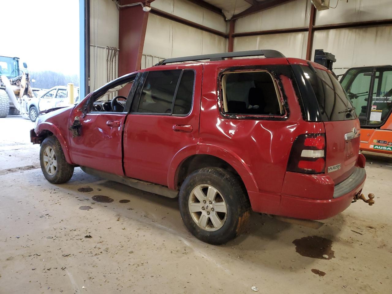 2010 FORD EXPLORER X - Фото 2