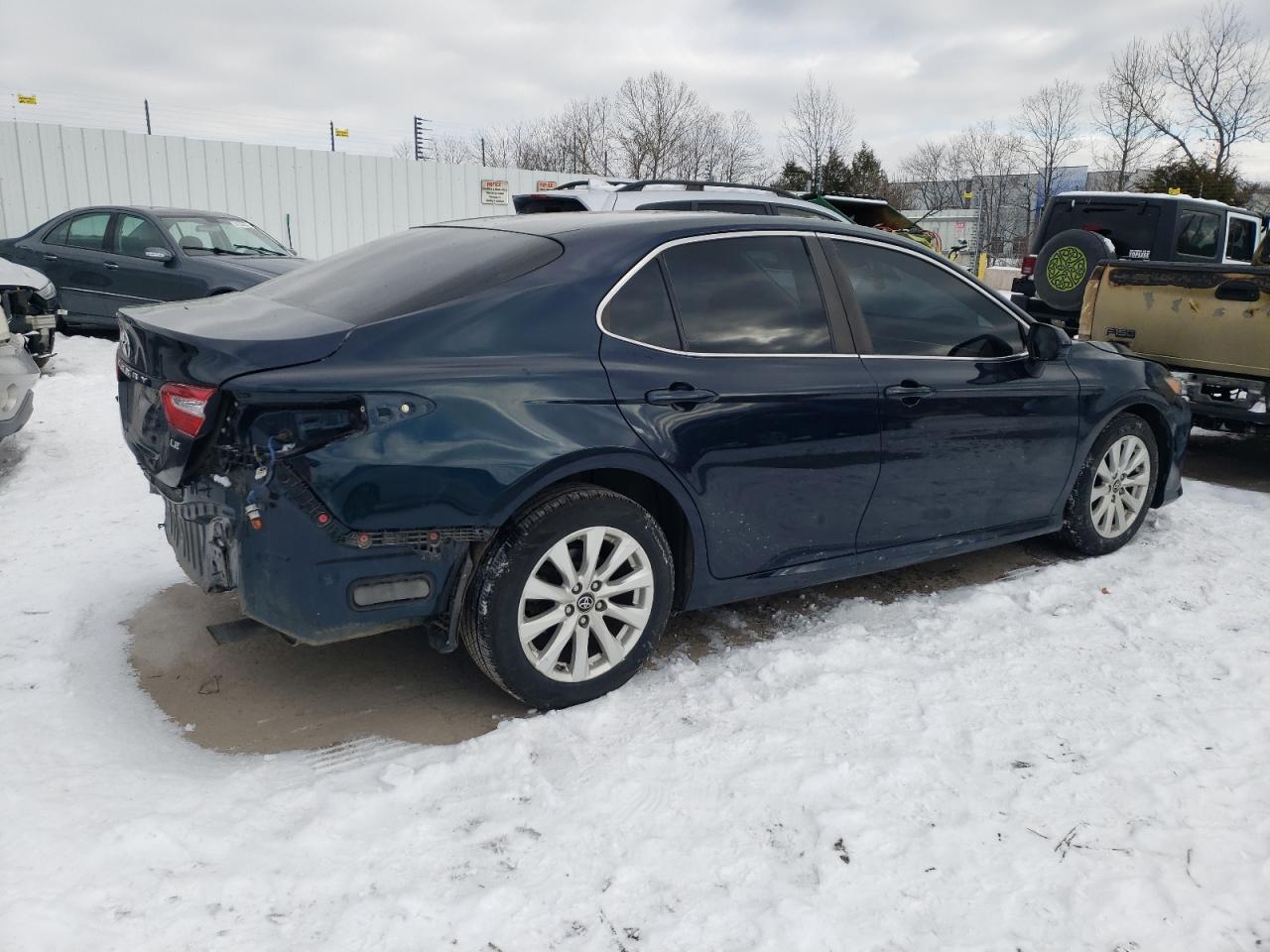 2018 TOYOTA CAMRY LE A - Image 3