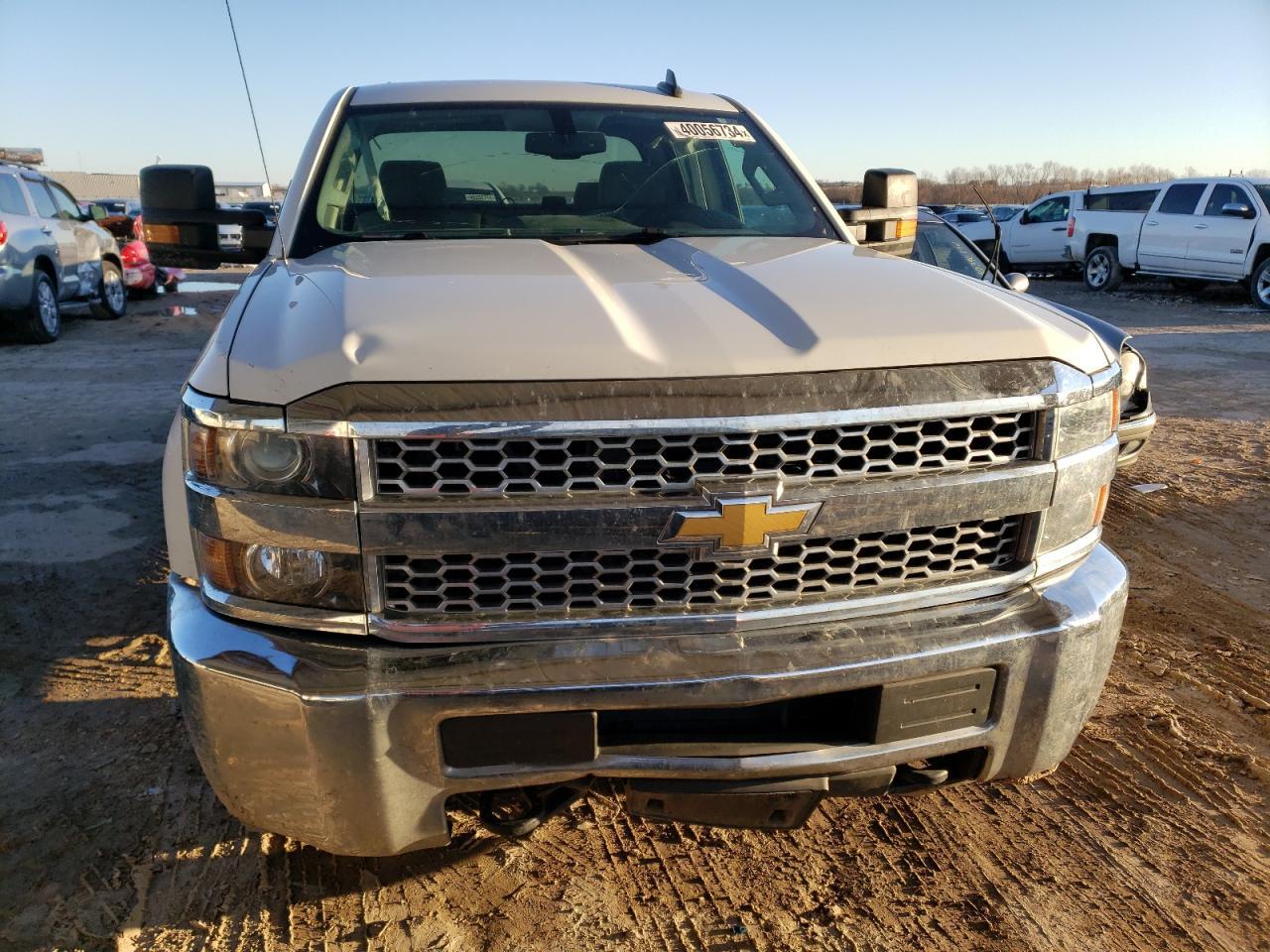 2019 CHEVROLET SILVERADO - Фото 5