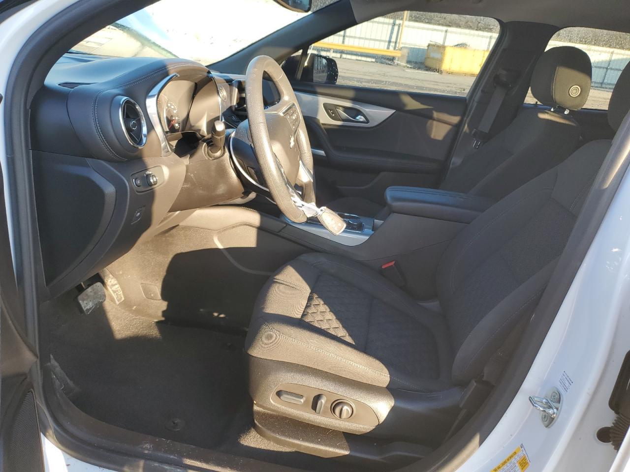 2022 CHEVROLET BLAZER 2LT - Image 7