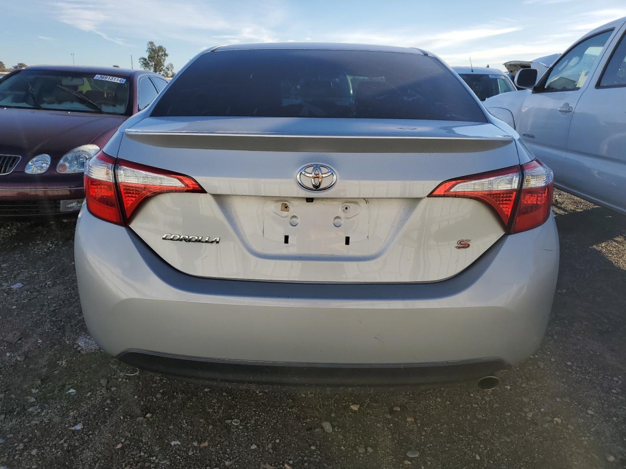 2015 TOYOTA COROLLA L - Image 6