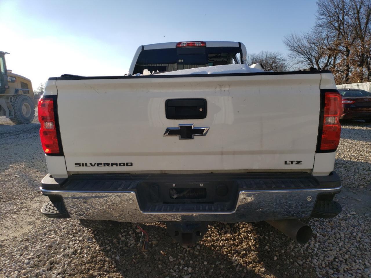 2019 CHEVROLET SILVERADO - Фото 6