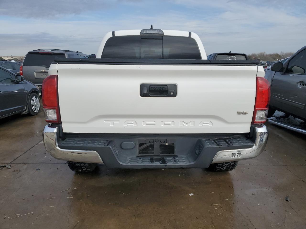 2017 TOYOTA TACOMA DOU - Image 6