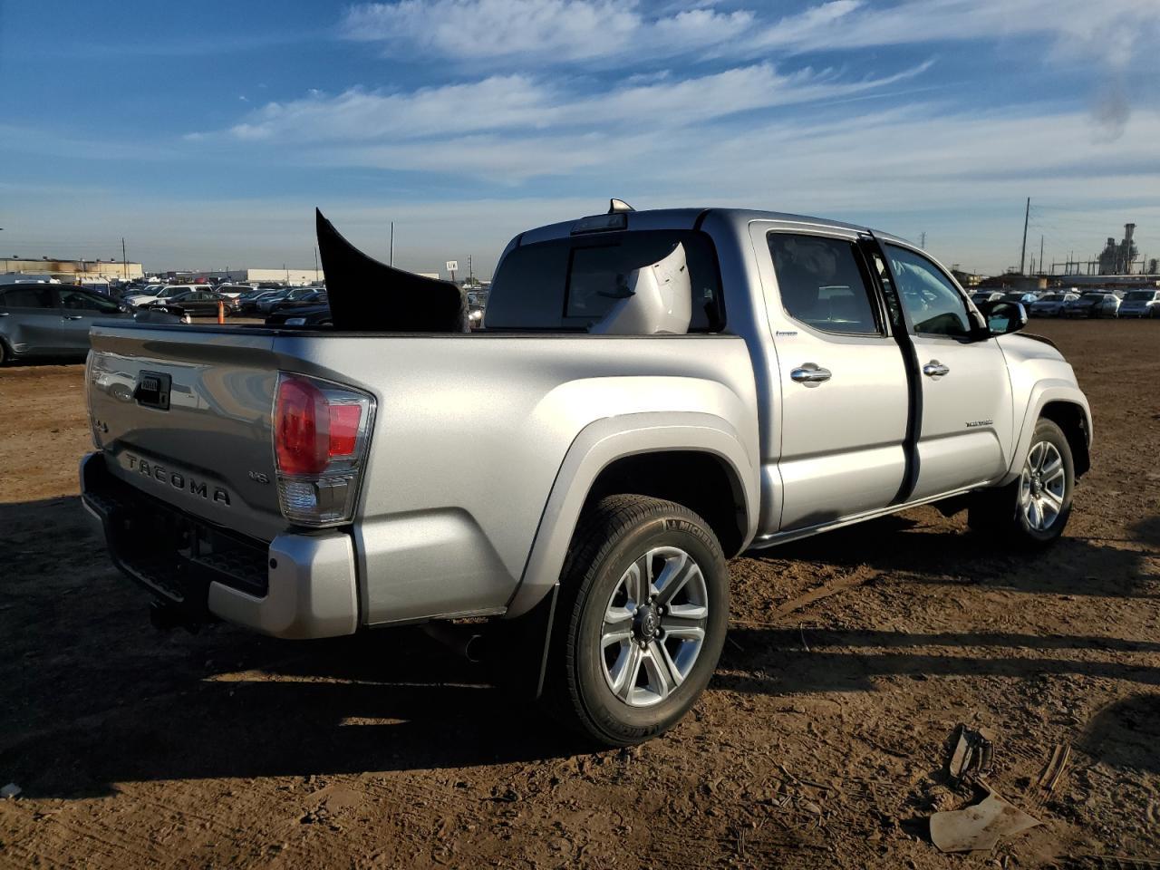 2019 TOYOTA TACOMA DOU - Image 3