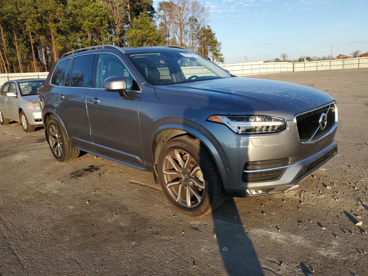 2016 VOLVO XC90 T6 - Фото 4