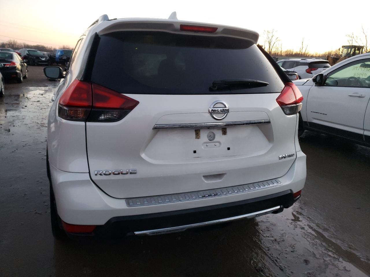 2018 NISSAN ROGUE S - Фото 6