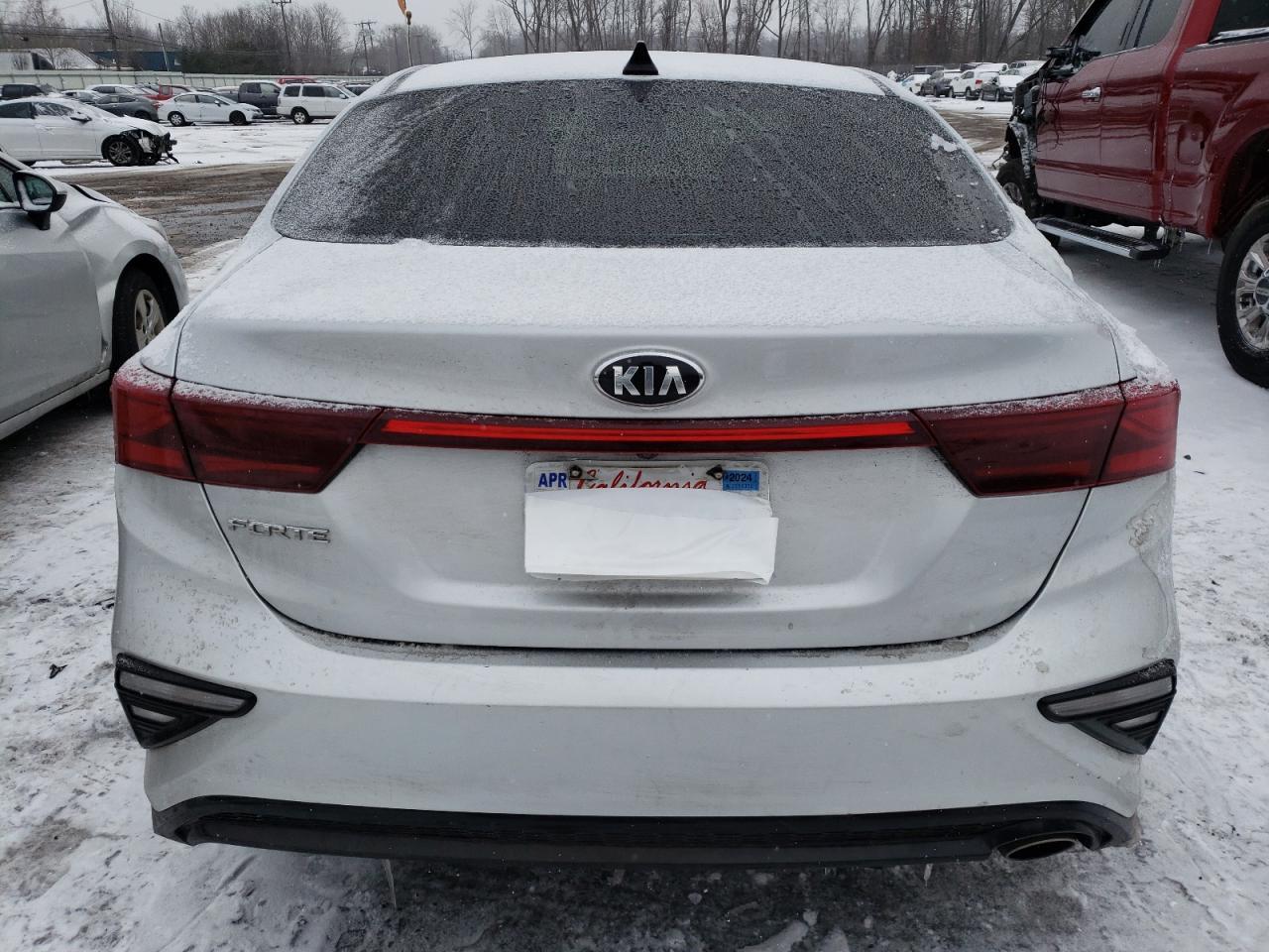 2020 KIA FORTE FE - Image 6