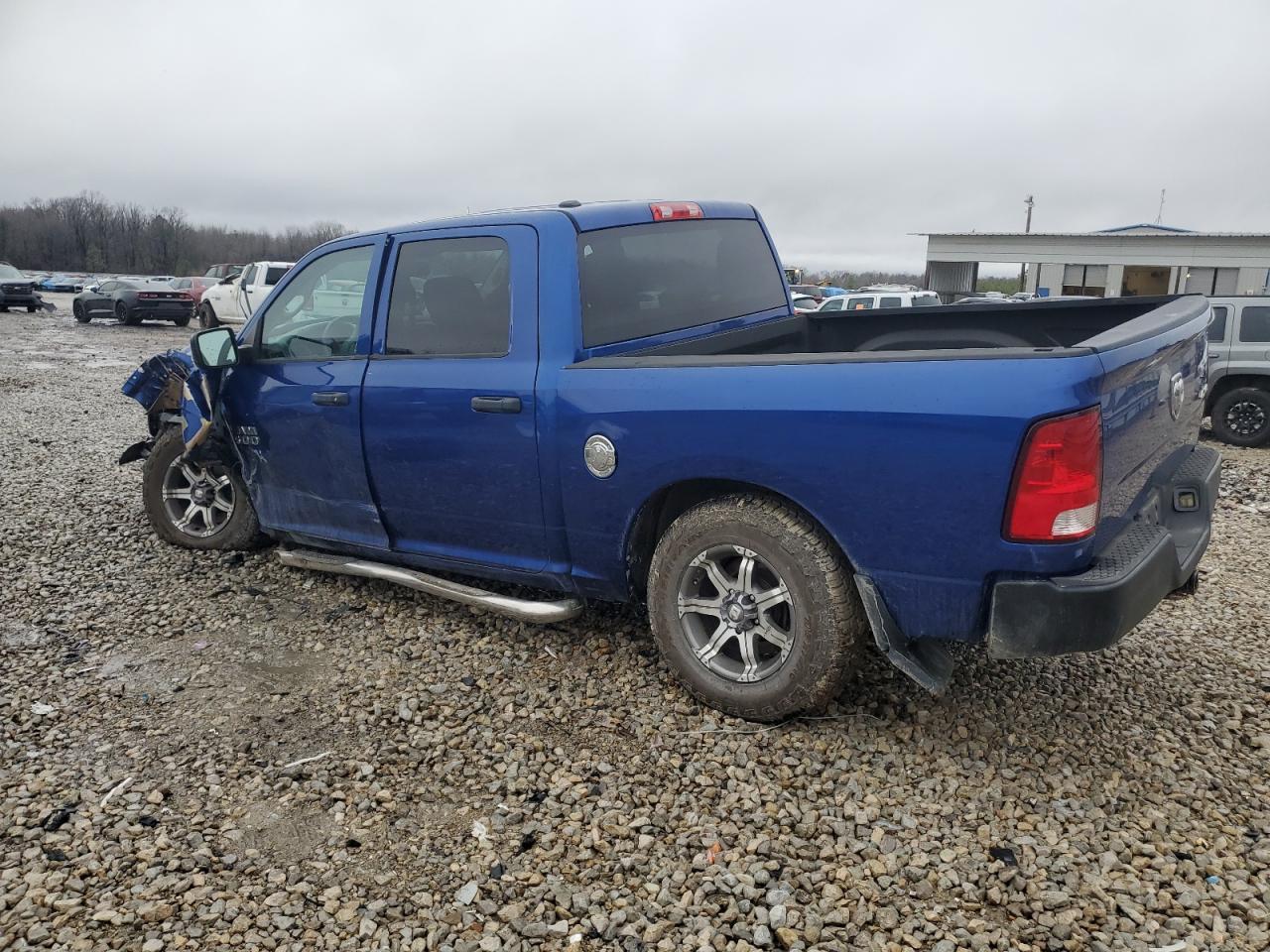 2014 RAM 1500 ST - Фото 2