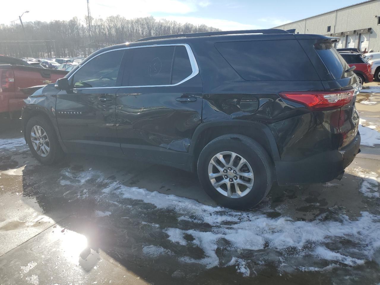 2020 CHEVROLET TRAVERSE L - Фото 2