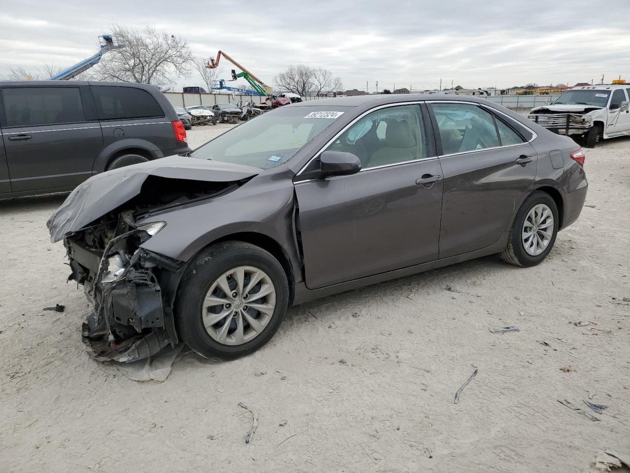 2015 TOYOTA CAMRY LE car image