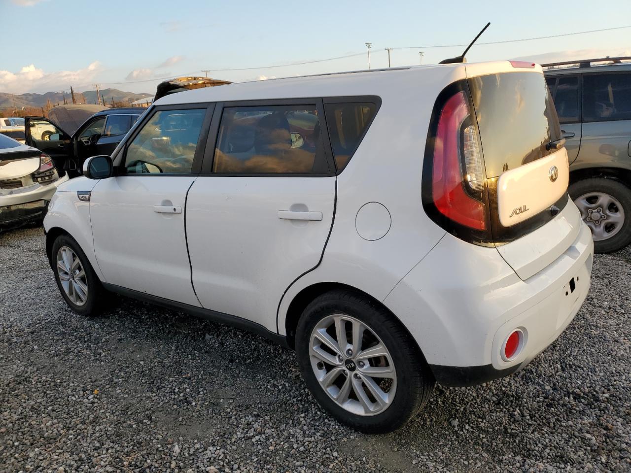 2019 KIA SOUL + - Фото 2