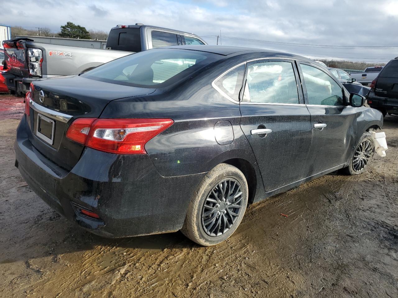 2018 NISSAN SENTRA S - Фото 3
