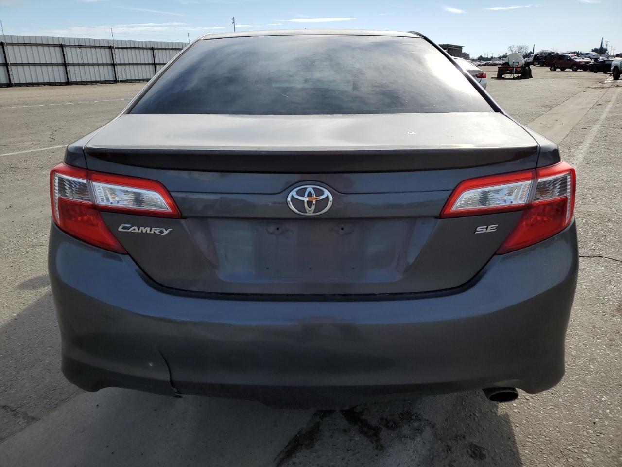 2013 TOYOTA CAMRY L - Image 6