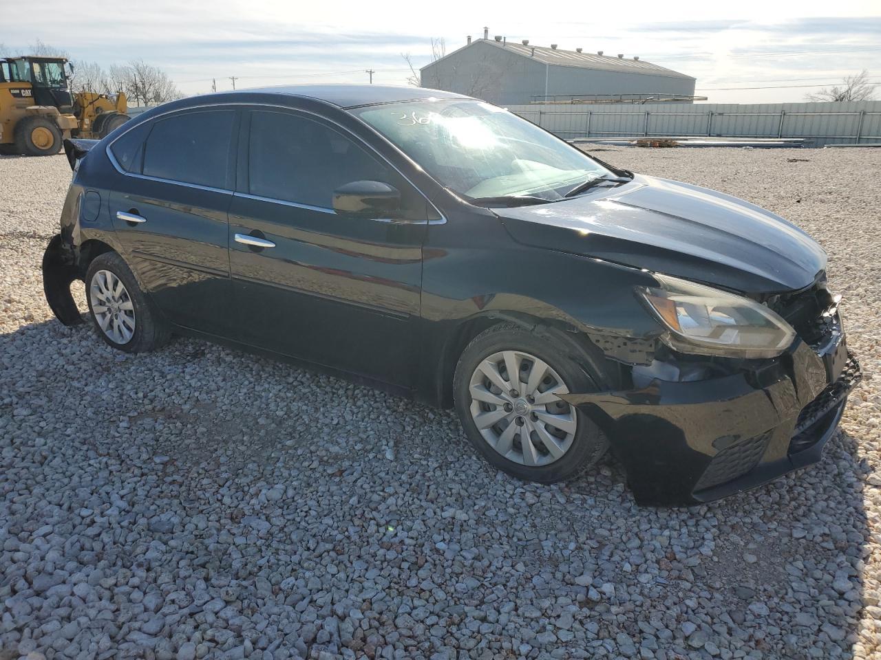 2017 NISSAN SENTRA S - Фото 4