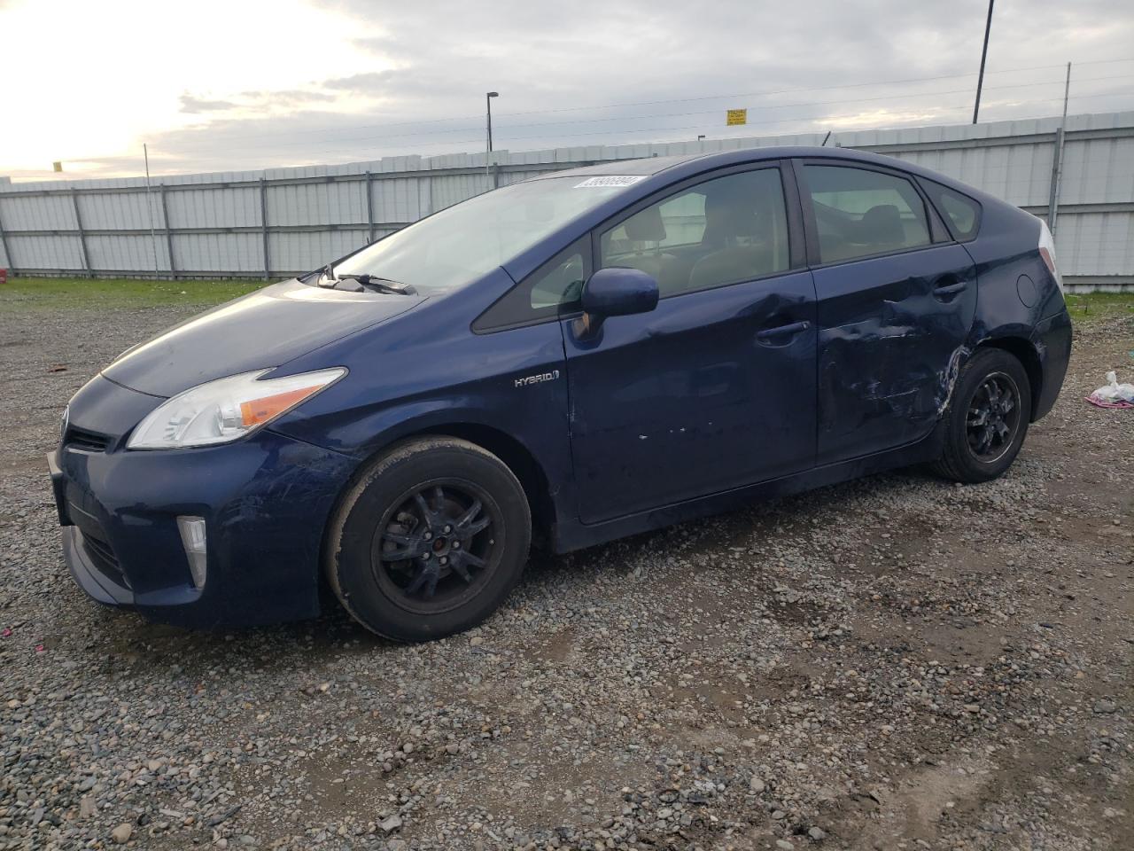 2013 TOYOTA PRIUS car image