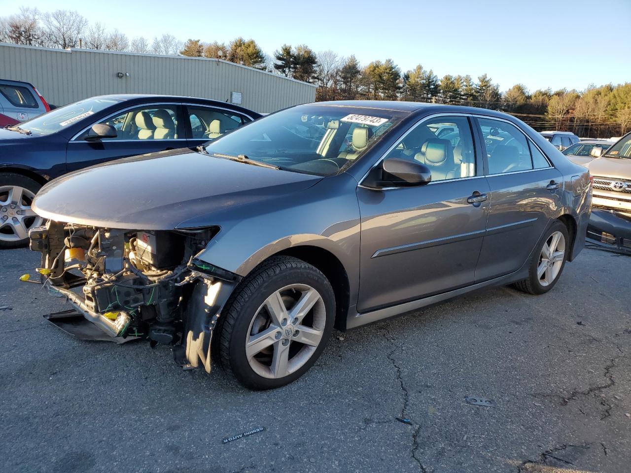2014 TOYOTA CAMRY L