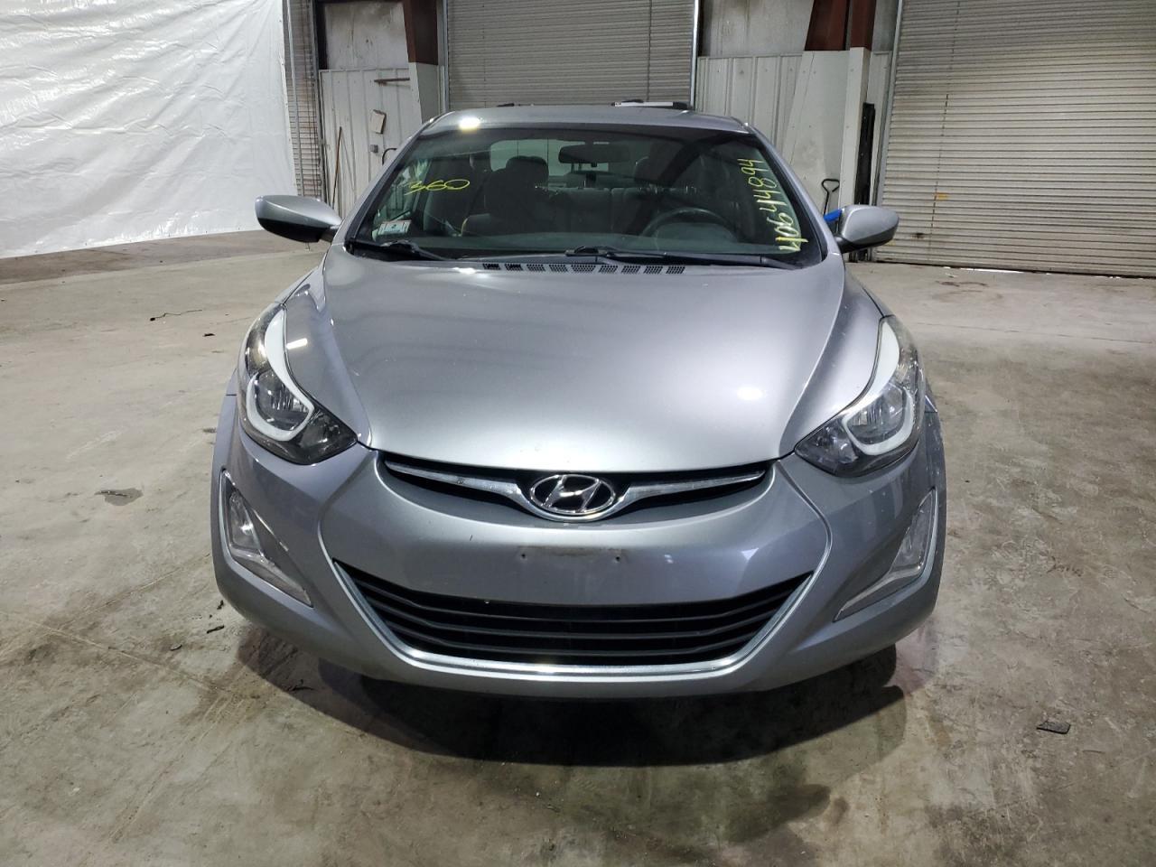 2015 HYUNDAI ELANTRA SE - Фото 5