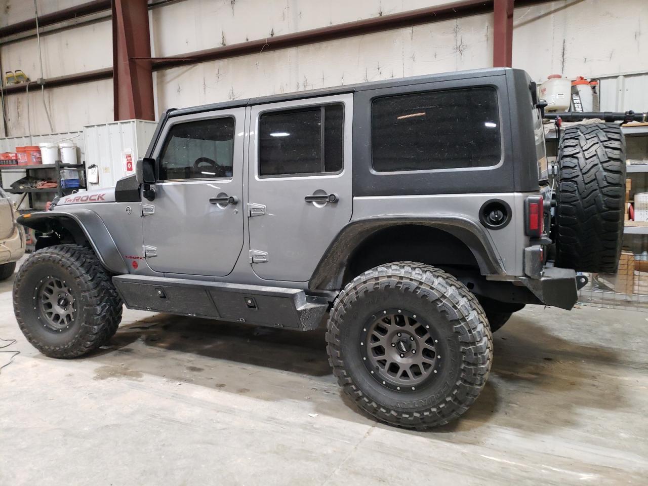 2015 JEEP WRANGLER U - Фото 2