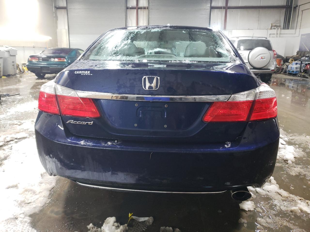 2014 HONDA ACCORD LX - Фото 6