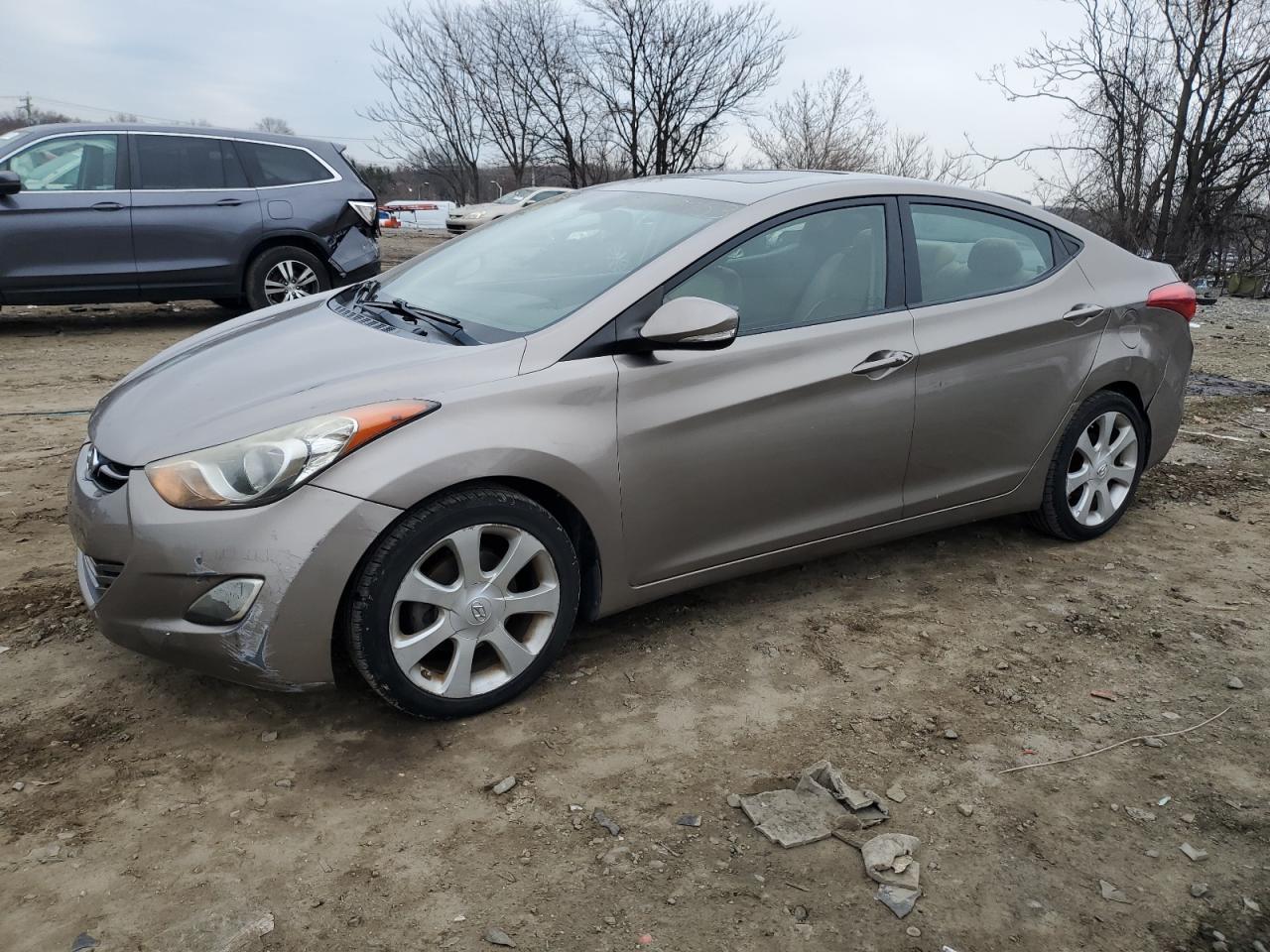 2013 HYUNDAI ELANTRA GL
