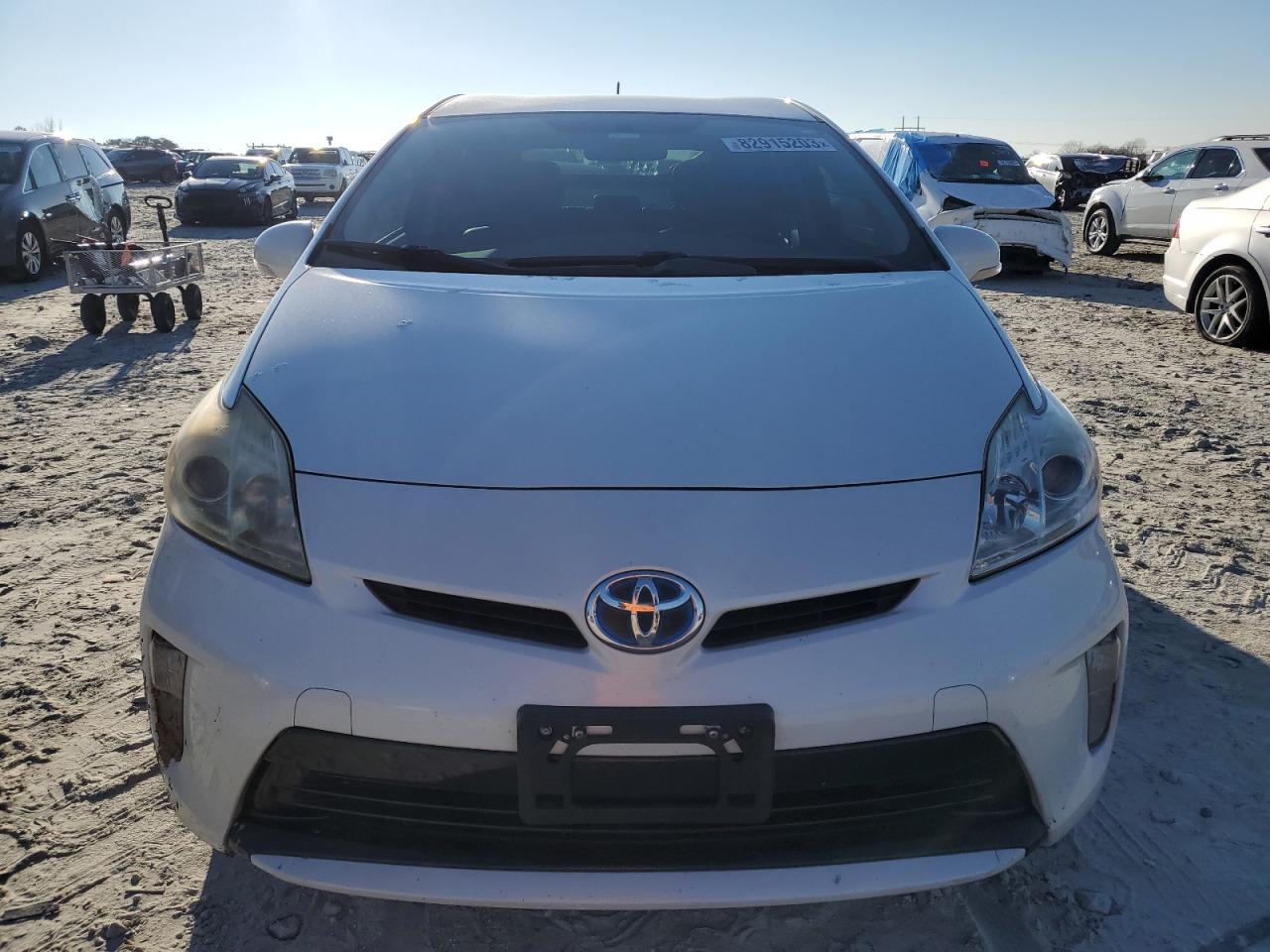 2015 TOYOTA PRIUS - Image 5