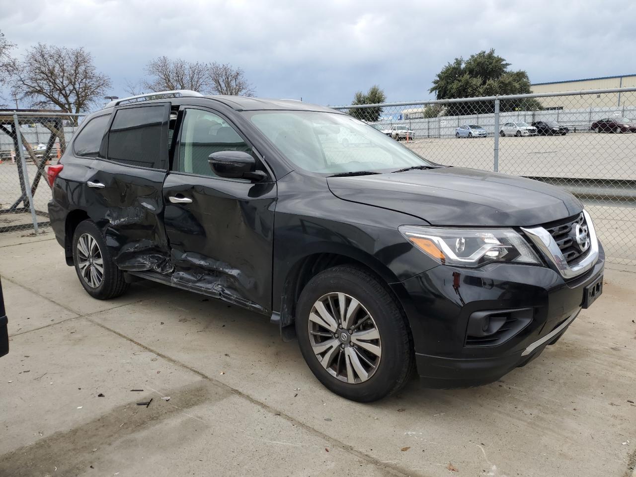 2018 NISSAN PATHFINDER - Image 4