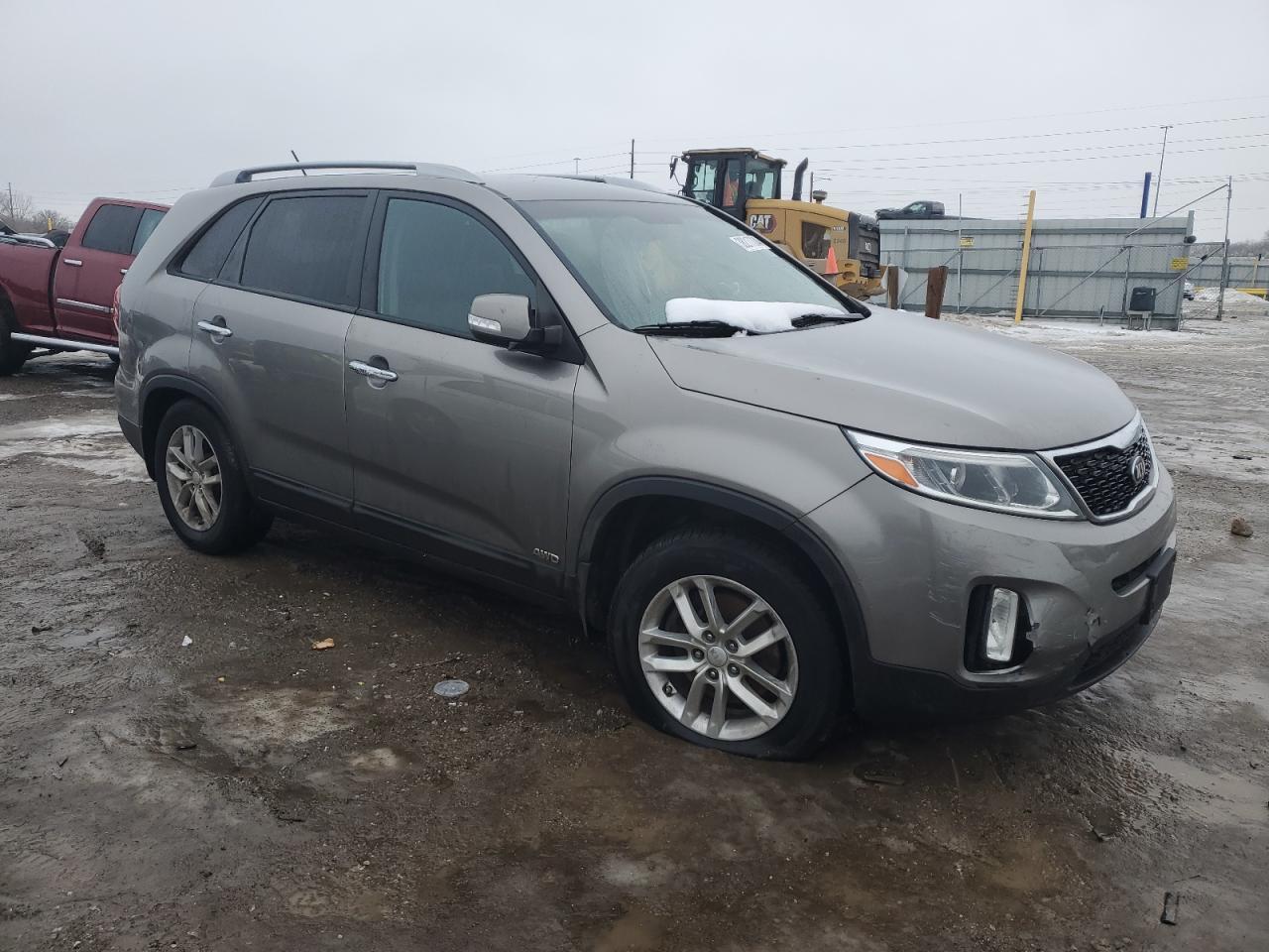 2015 KIA SORENTO LX - Image 4