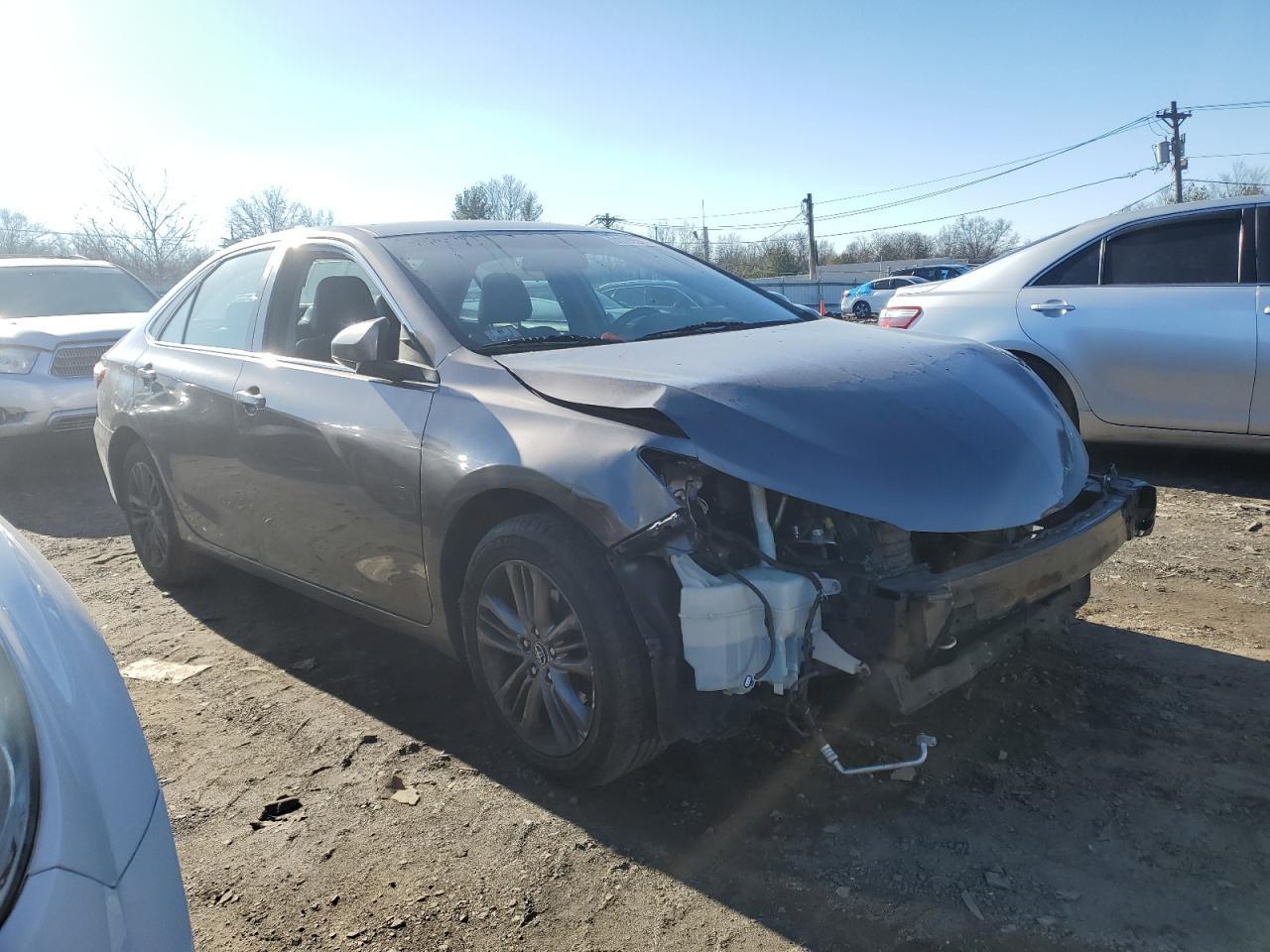 2017 TOYOTA CAMRY LE - Image 4