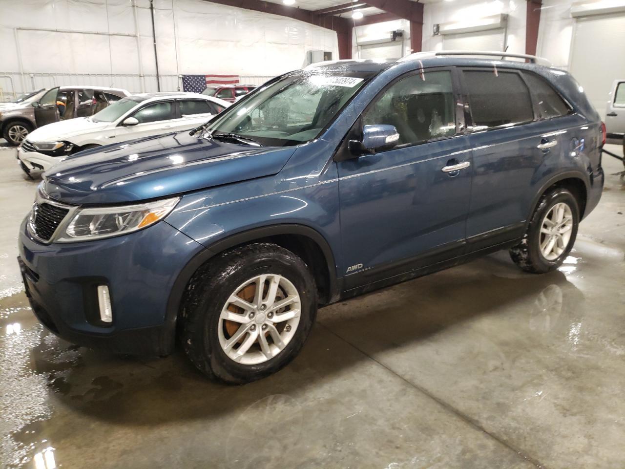 2015 KIA SORENTO LX