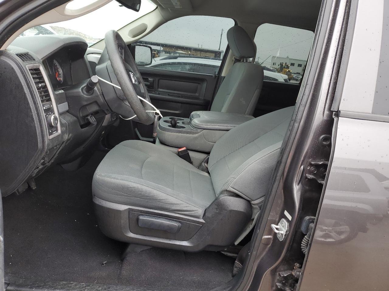 2014 RAM 1500 ST - Image 7