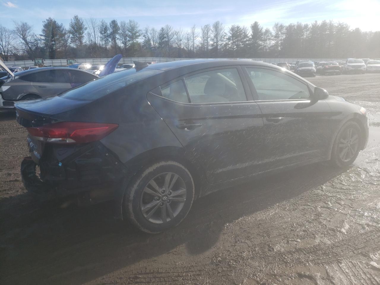 2018 HYUNDAI ELANTRA SE - Image 3