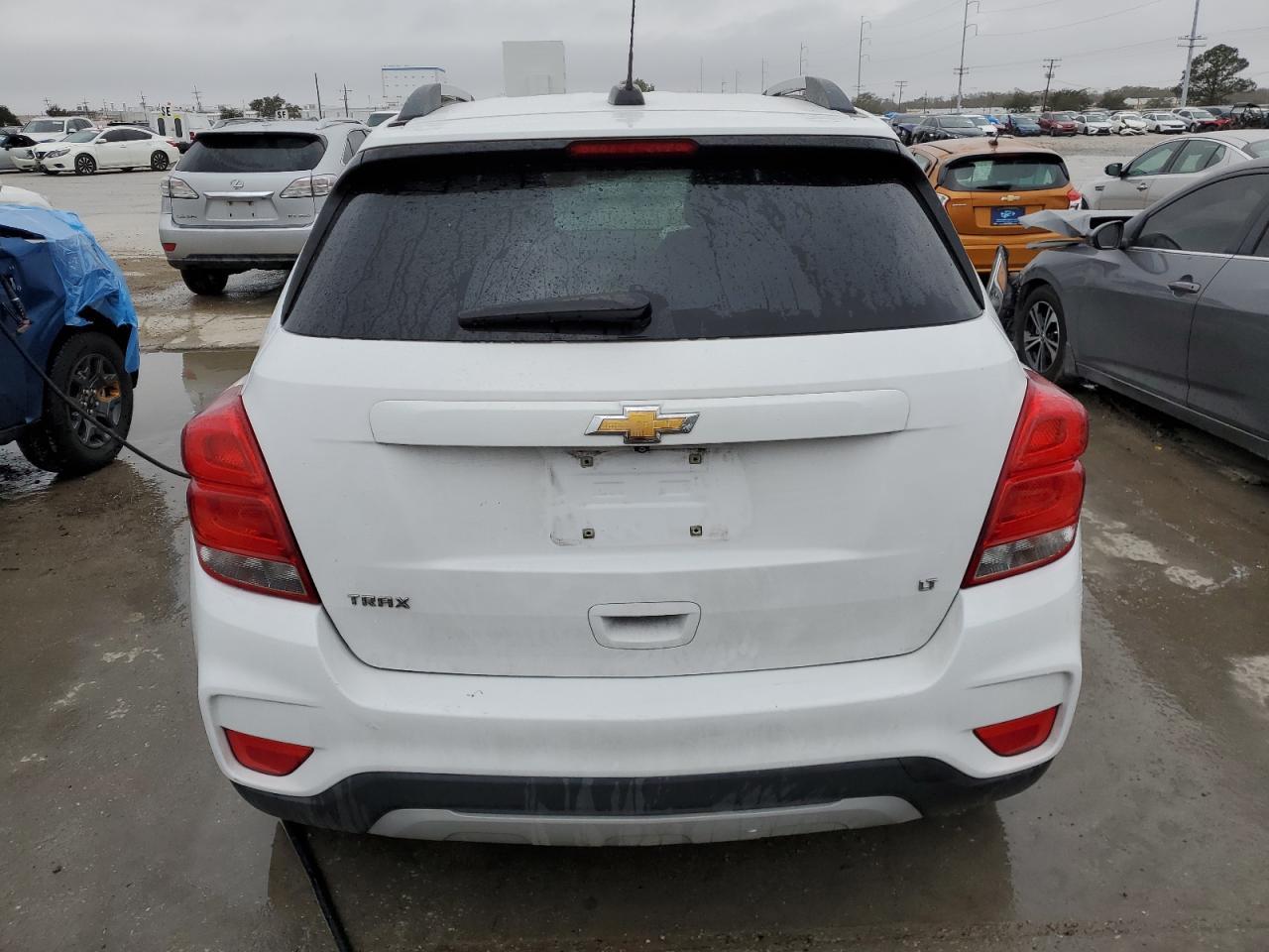 2018 CHEVROLET TRAX 1LT - Фото 6