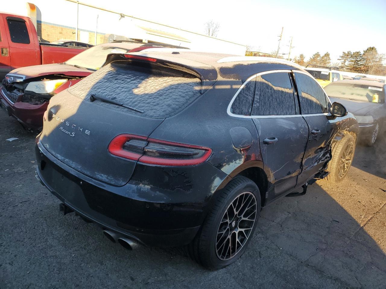 2015 PORSCHE MACAN S - Image 3