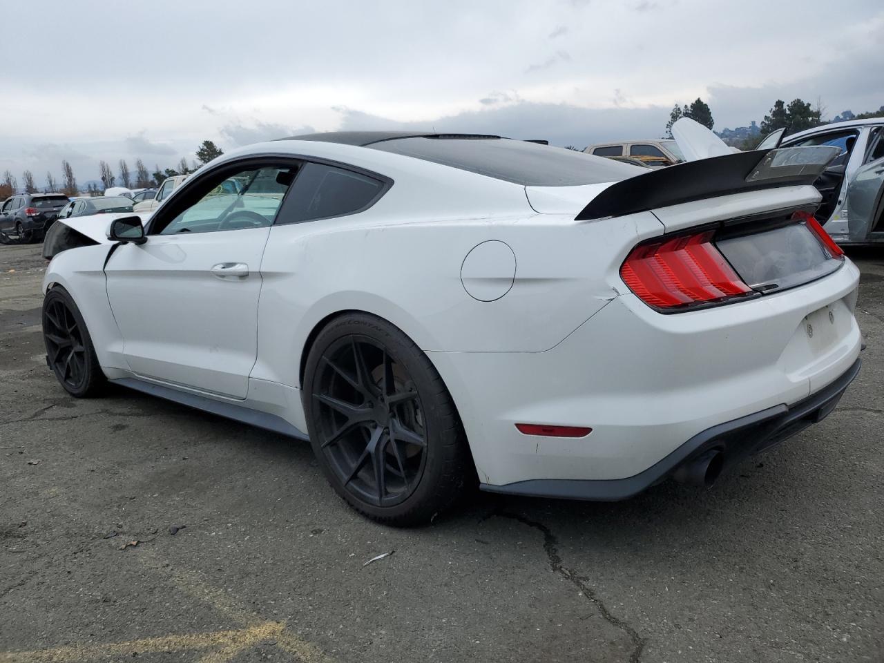 2018 FORD MUSTANG - Image 2