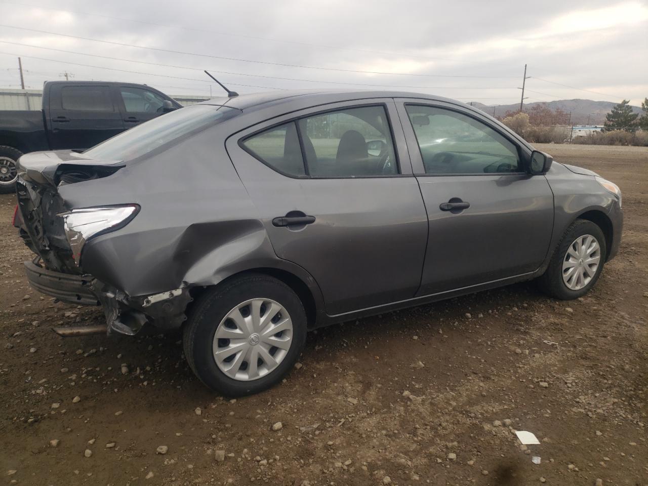 2016 NISSAN VERSA S - Фото 3