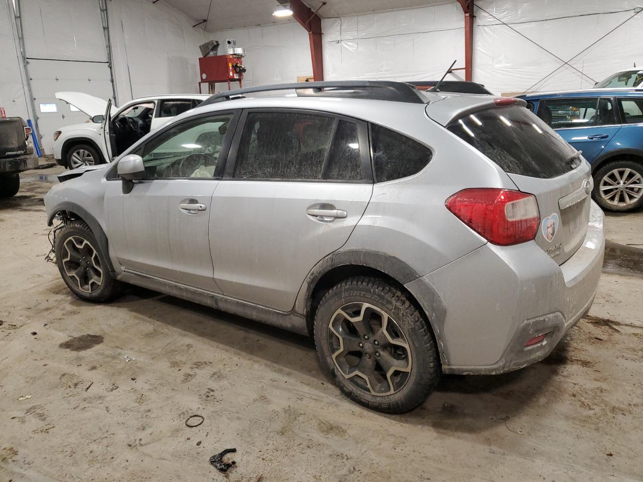 2013 SUBARU XV CROSSTR - Image 2