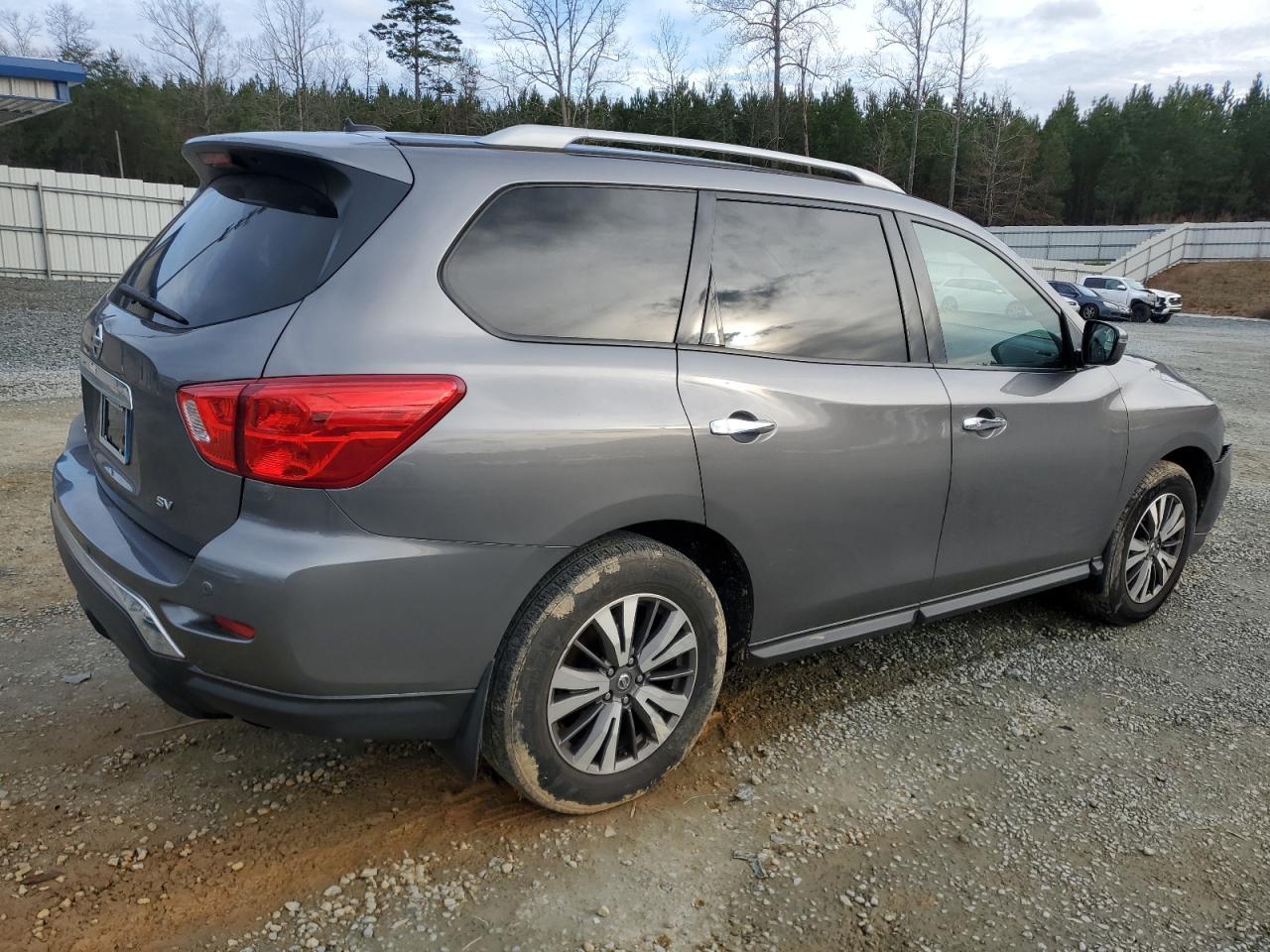 2017 NISSAN PATHFINDER - Image 3