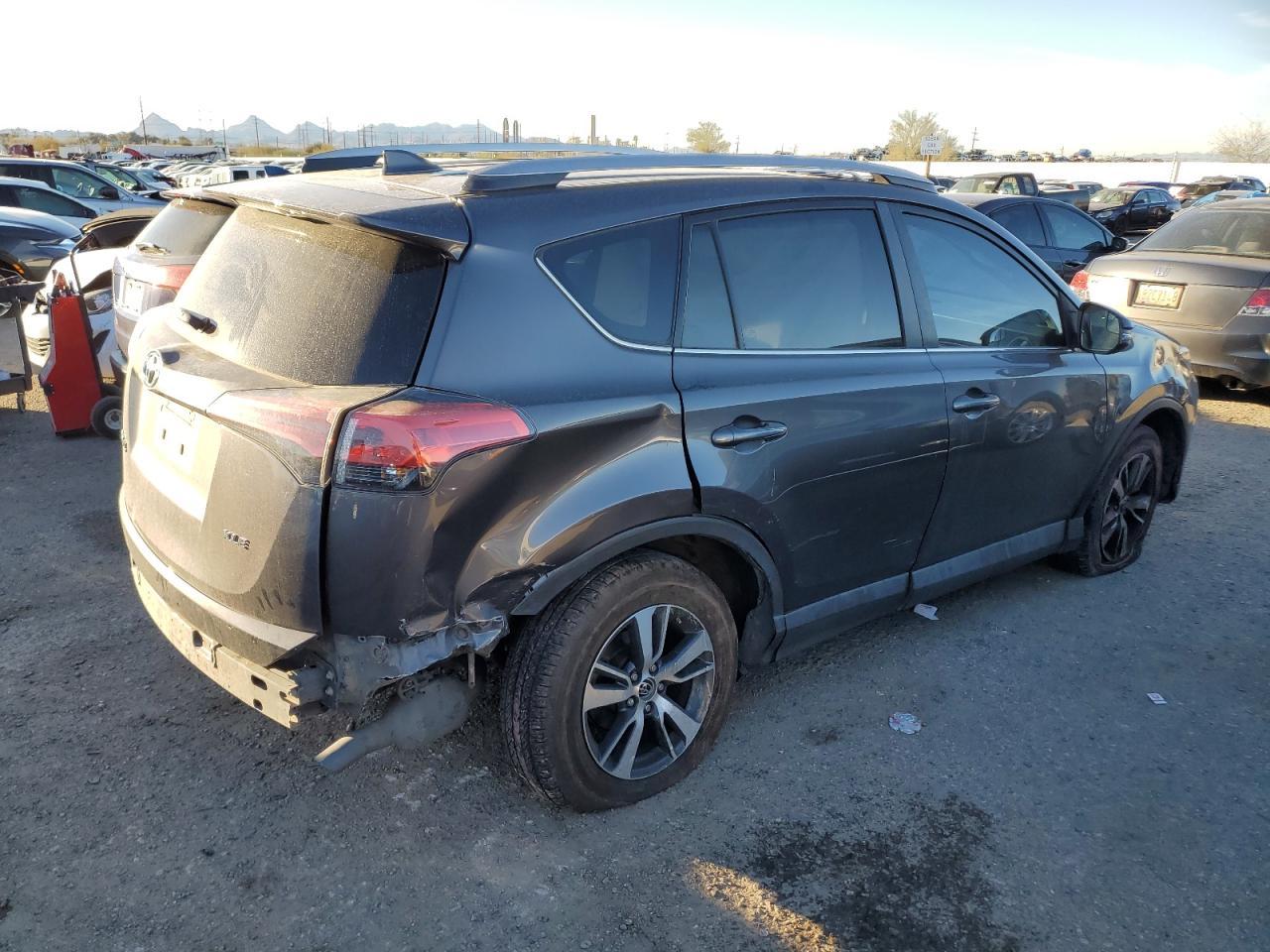2017 TOYOTA RAV4 XLE - Image 3