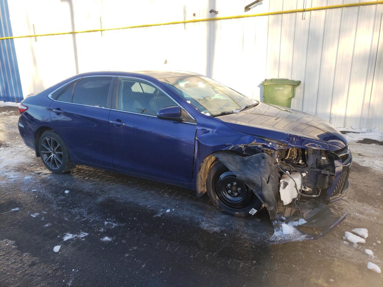 2015 TOYOTA CAMRY LE - Фото 4