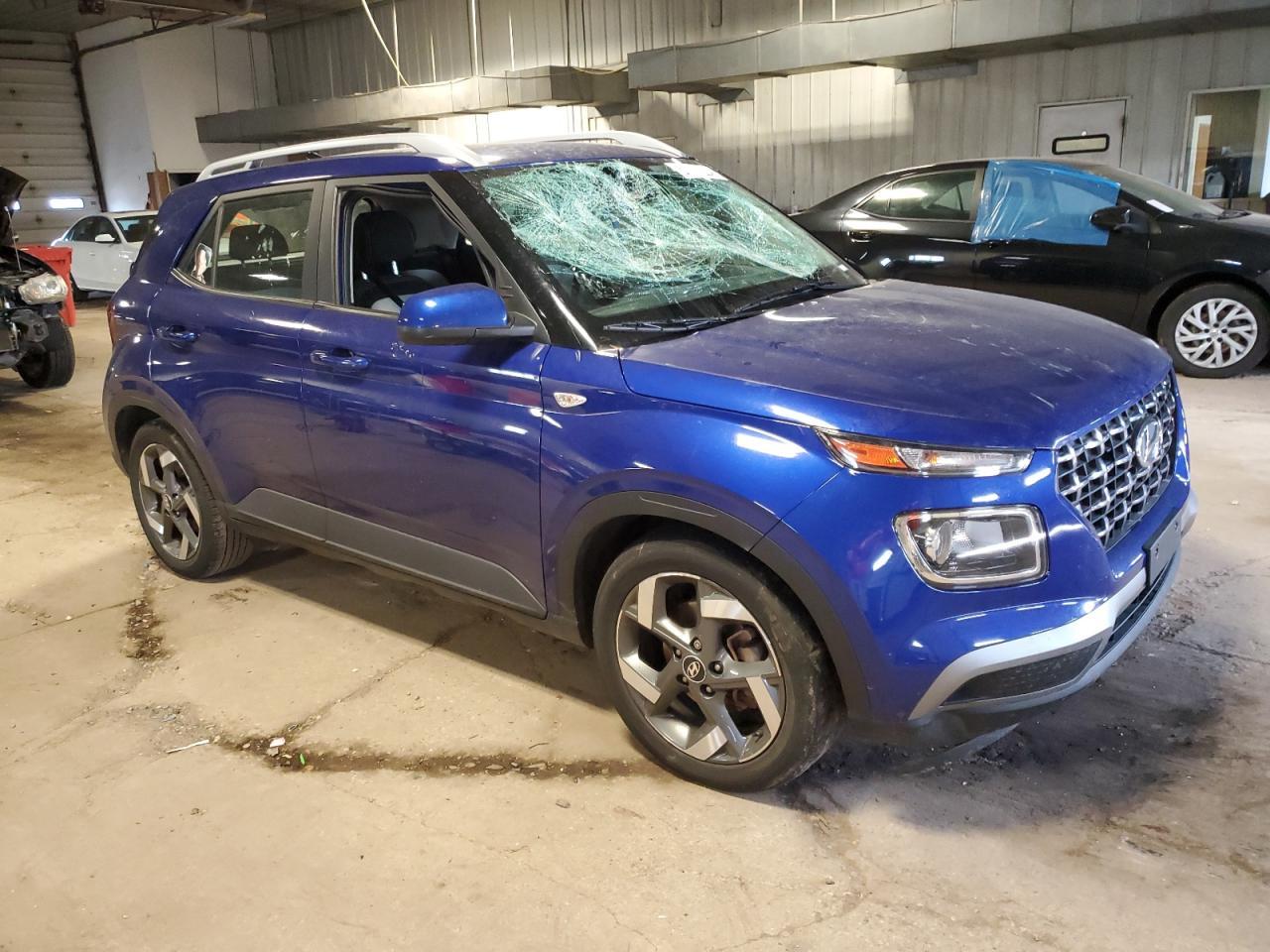 2022 HYUNDAI VENUE SEL - Фото 4