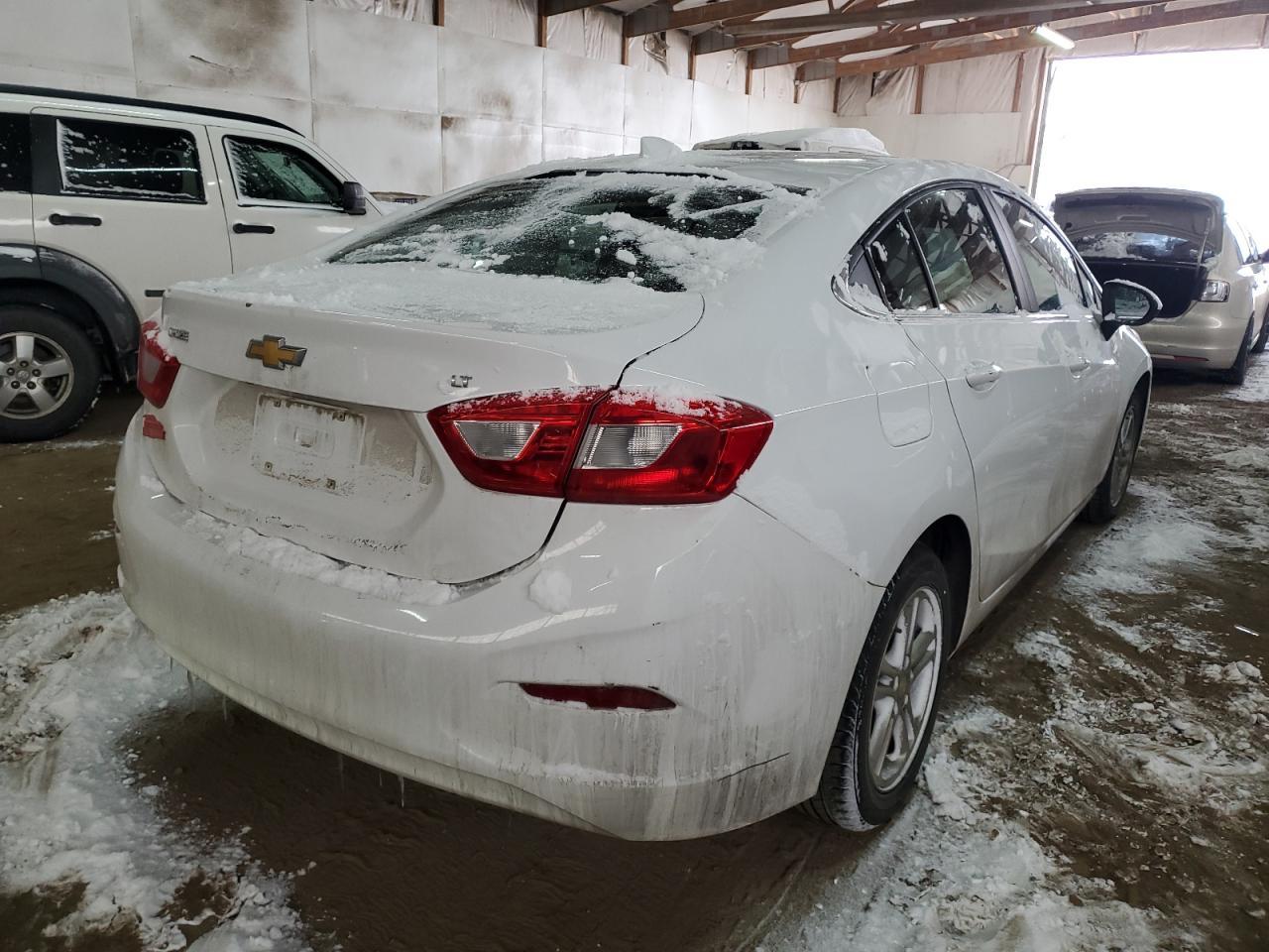 2017 CHEVROLET CRUZE LT - Фото 3